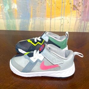 Nike Space Jam x LeBron 18 Low Bugs x Marvin DJ3762-005 size 9c